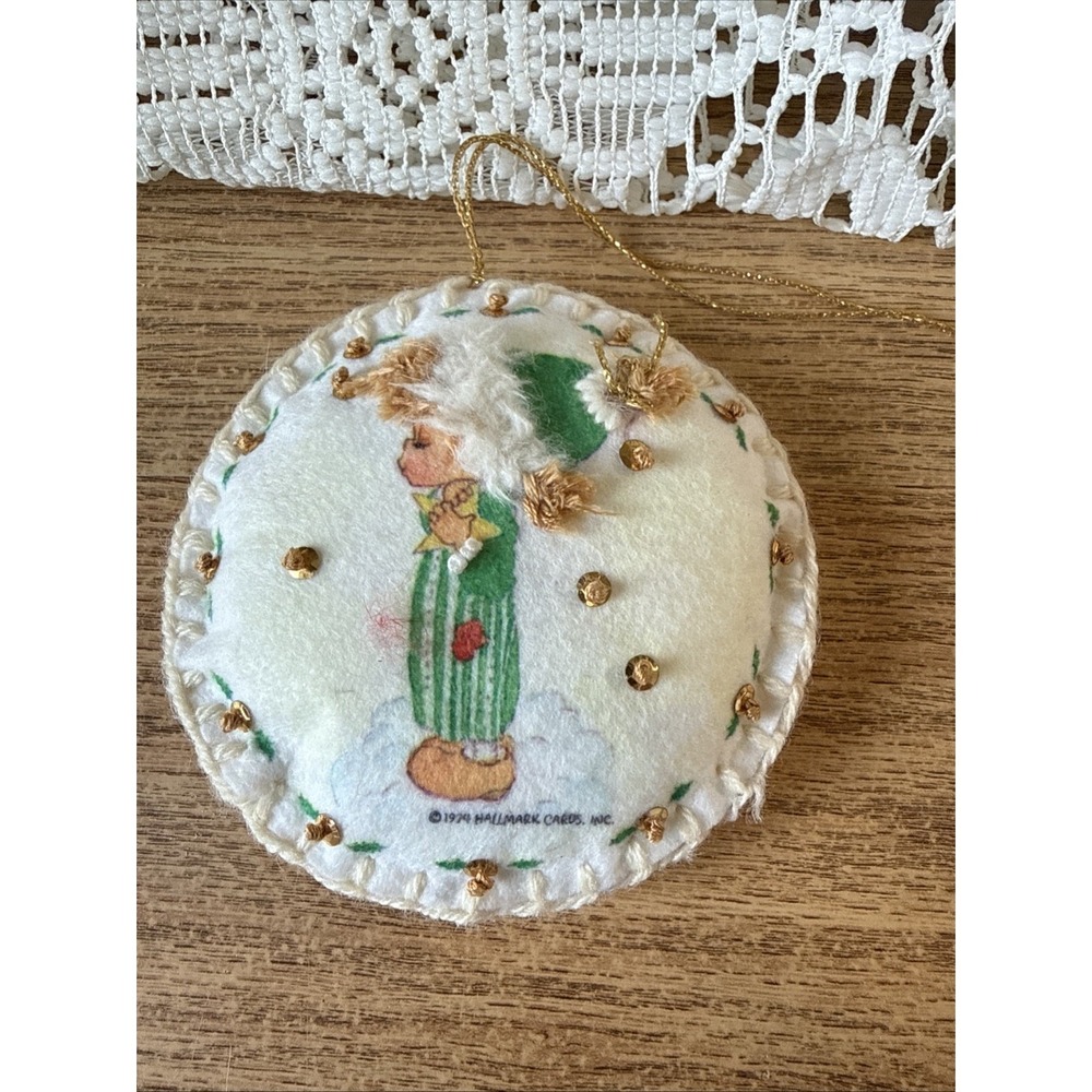 1974 Hallmark Cards Round Ornament
